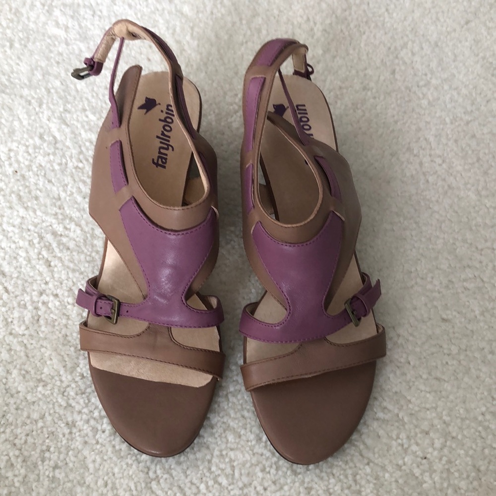 Farylrobin Dakota size 8 shoes. Brand new